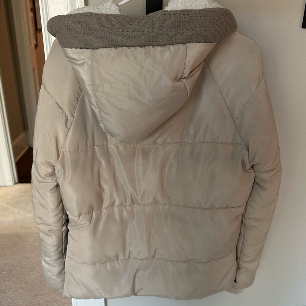 White Puffer Jacket - image 3